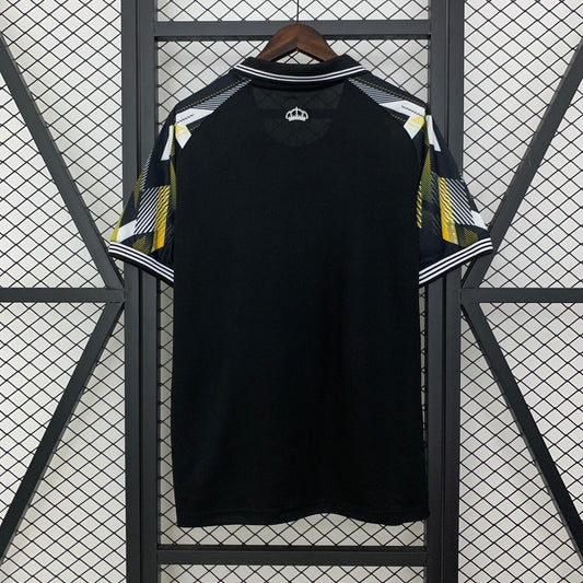 Maillot Real Madrid spécial 25-26